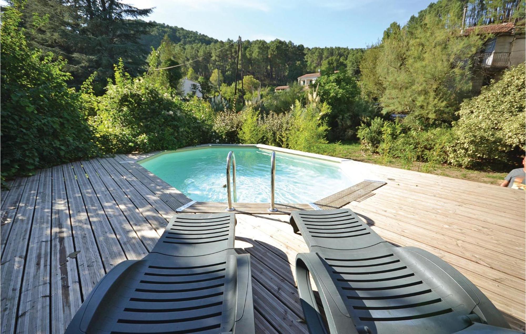 2 Bedroom Nice Apartment In Les Salles-Du-Gardon Soustelle Exterior foto